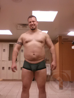 foxbear:  By Request I was contacted by bigbeautifulbulges and