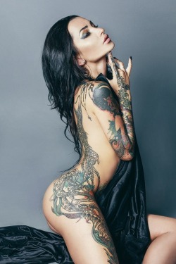 tatt-babes:  Perfect inked beauties