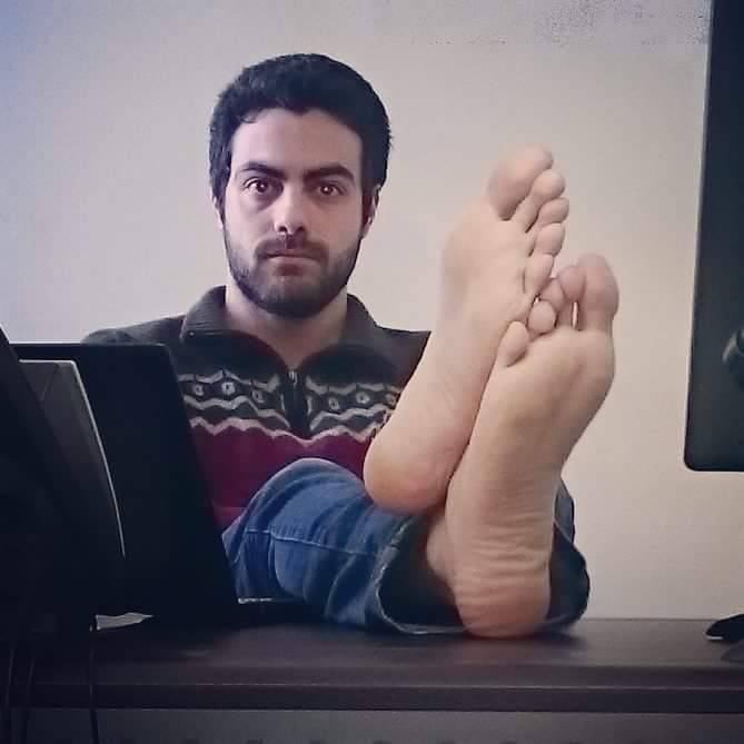 Arab & medleeastern guys feet on Tumblr