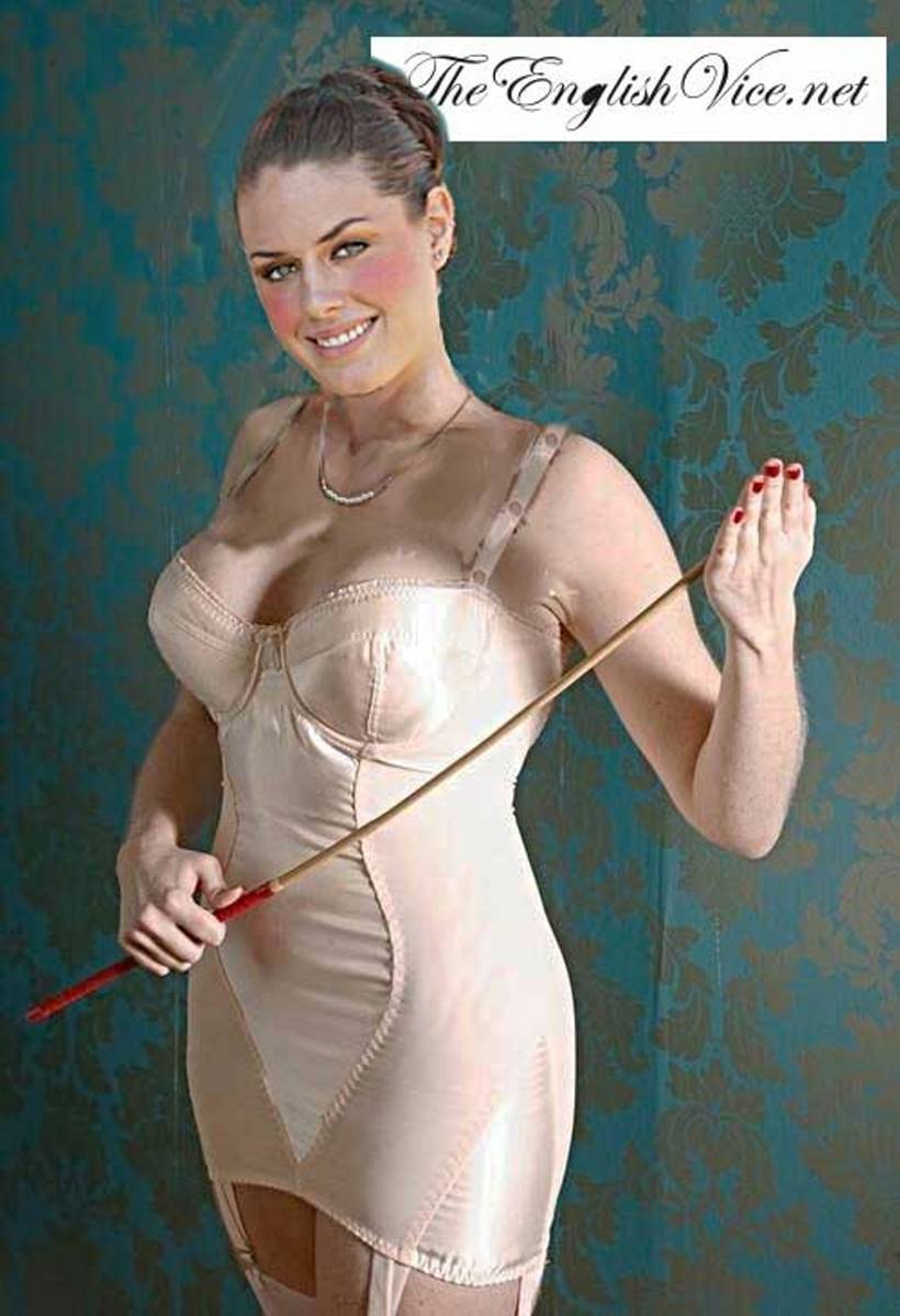 shamecollector:When I met the new governess for the first time, she smiled and said: