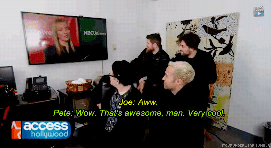 inyourunderwear-blog: Access Hollywood shows Fall Out Boy a clip of Uma Thurman talking