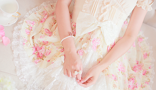 °○•°.*● Emmy ●*.°•○°