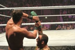 rwfan11:  ….Fandango stroking Santino’s cobra! ………..and it looks like Santino may be going for that &lsquo;Dong-o&rsquo; too! :-)