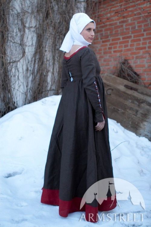 German kirtle, Renaissance style, by Armstreet