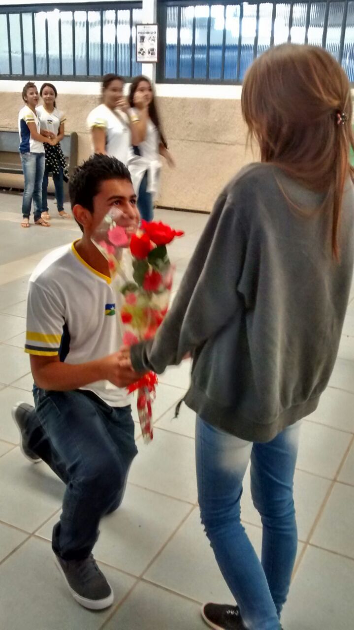 Ela é estilo olx