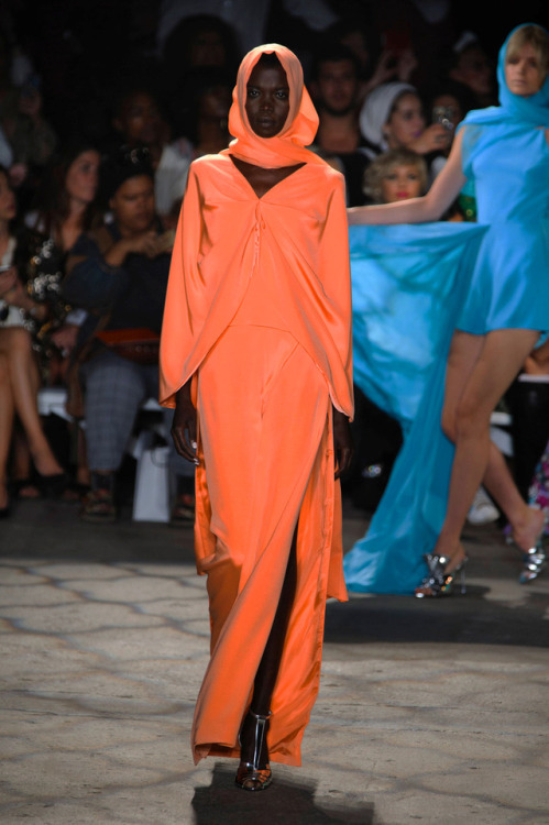 driflloon:    siriano ss13  