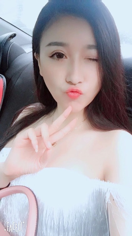 onsbeauty:身边总会有几个胸大的小姐妹气死人