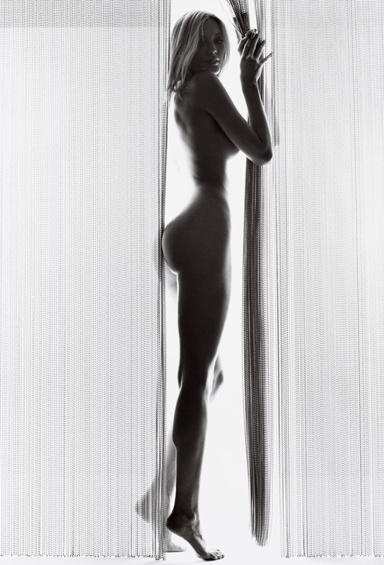 femmefan:  Thank you to each of my 50,000 femmefan followers…I love you! 