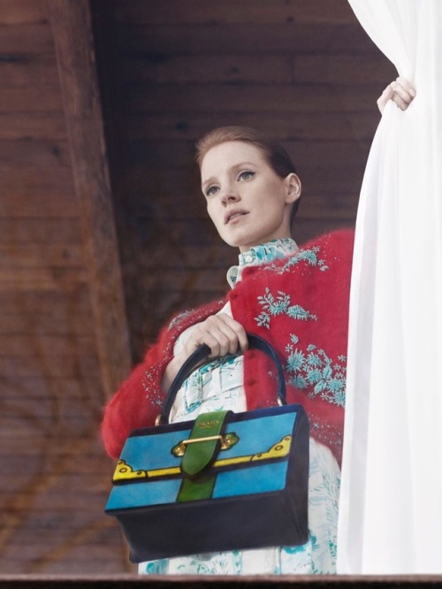 wunderknit:Jessica Chastain Stars in Prada’s Pre-Fall 2017 Accessories Campaign