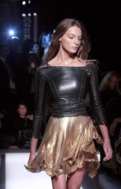 lelaid:Daria Werbowy at Balmain S/S 2010