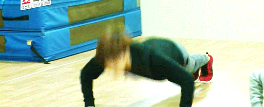 yixingsosweet:  evolution of suho’s push ups