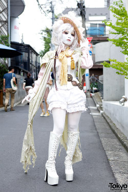 Tokyo-Fashion:  Shironuri Artist Minori On The Street In Harajuku W/ Corset Top,