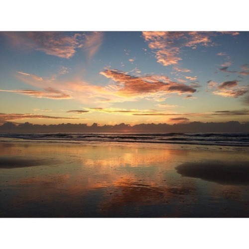 Good morning Byron Bay&hellip; @yoda1410 ・・・ #byronbay #visitbyron #sunrise