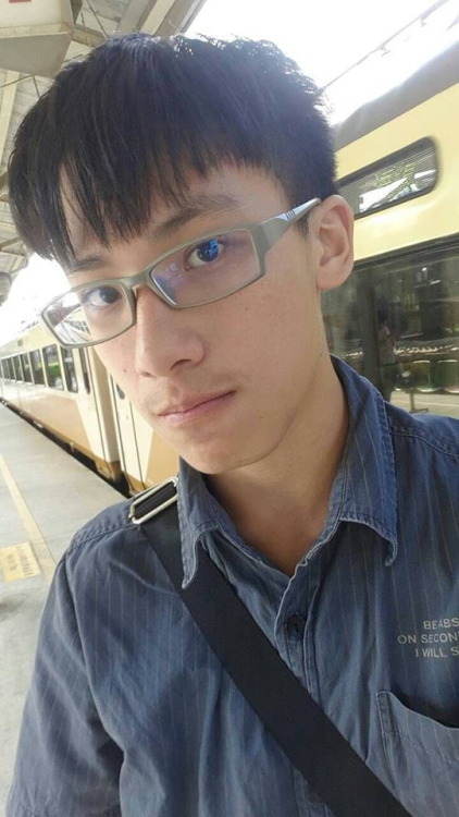 gilesuniverse:leotiger1069:i-linboom:domain11321:genjohn:Got his pics可愛阿哈哈 這部好懷念 想當初剛看完隔天就被刪了喜歡I lov