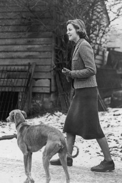 theepitomeofquiet:  Deborah, then-Mitford, at Lord Redesdale’s house at High Wycombe, awaiting the arrival of her sister Unity from Germany. 