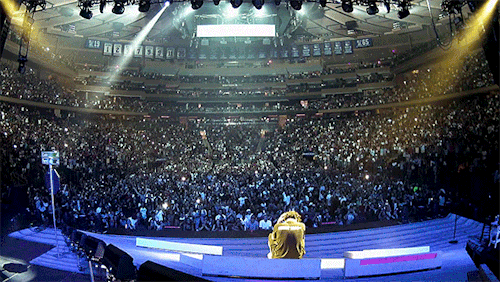 asvpxrockyx:J Cole performing at Madison Square Garden