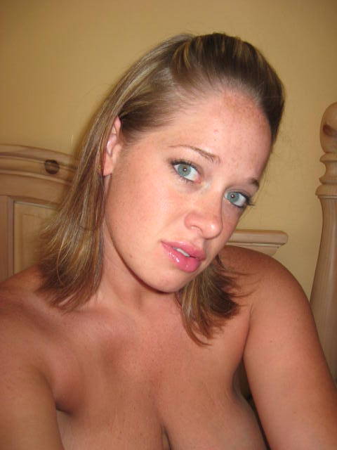 mymarinemindpart2:  Big set of this military babe pt 10 