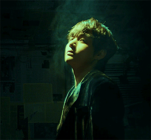 dianaofthemyscira:KIM TAEHYUNG; BTSSingularity; Love Yourself 轉 Tear (2018)