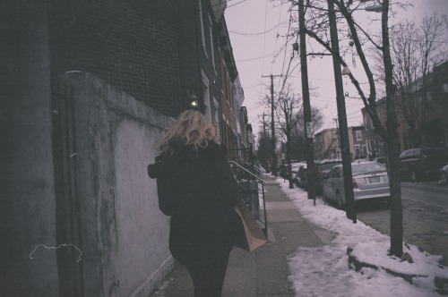 dressingcold:  dressingcold:  Philadelphia, PA 2/9/14 photos by Danielle Parsons   I feel the way these photos look. 