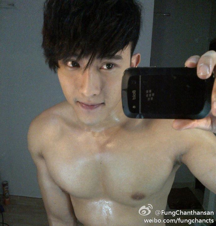 365daysofsexy:  *sigh* CHAN THAN SANSo cute and sexy at the same time. 