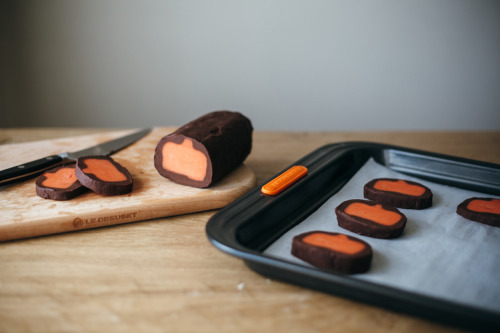 sweetoothgirl:   pumpkin slice and bake cookies   