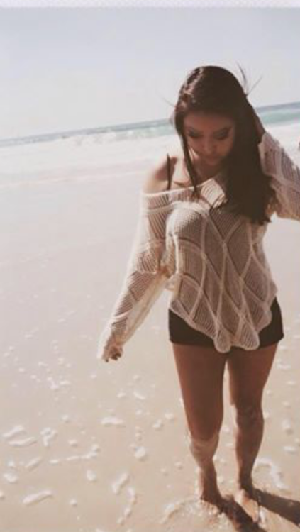 sexynativewomen: She’s bad