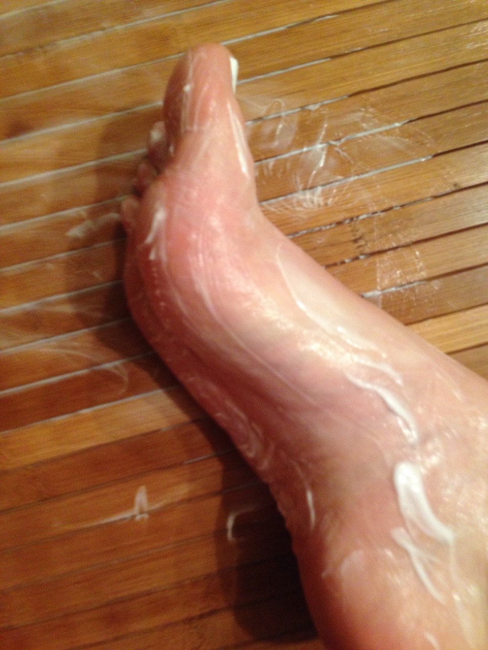pinkysfeet:  Slippery white.  Reblog if you would clean my feet off.