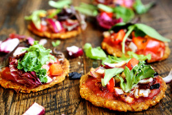 veganrecipecollection:  (via Mini Vegan Pizza Bites with the Healthiest Crust (Gluten Free) - Divine Healthy Food) 