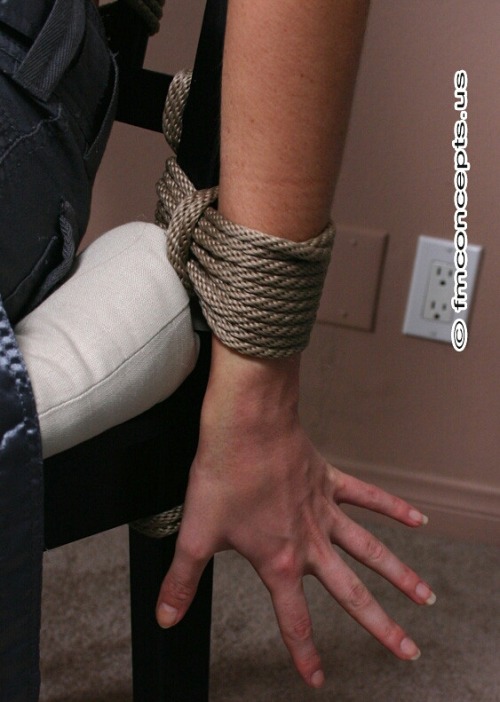 thexpaul2:  Erica Ellyson chair-tied & tape gagged 