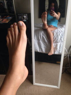 thoughtfultoes:  Ready to hookup with the