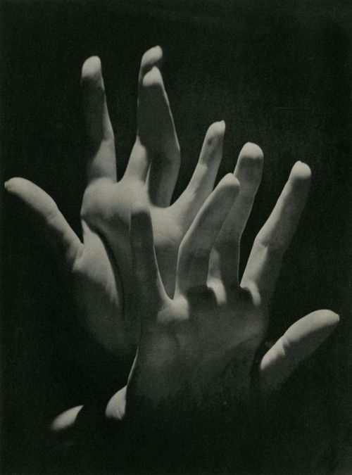 zielenadel:Will Connel . Hands . 1937