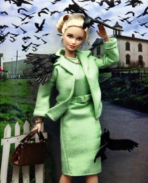 feuillestomber:Alfred Hitchcock’s “The Birds” Barbie doll