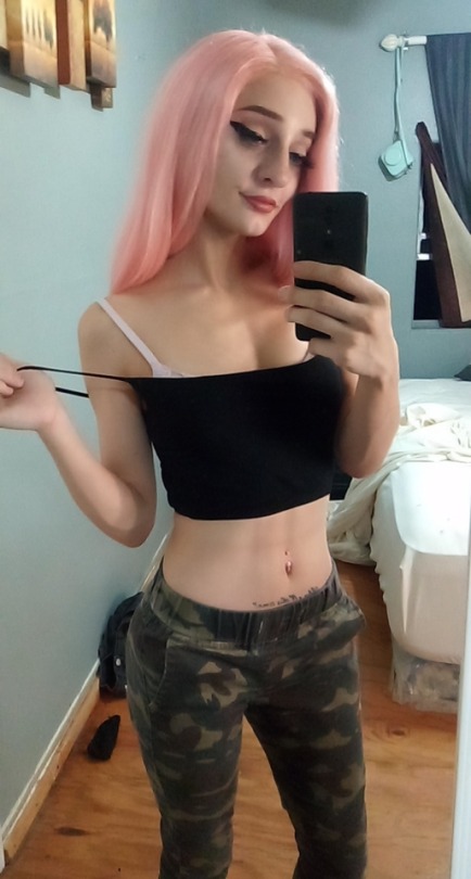 violet-thorne-model:  violet-thorne-model:  Fancentro | OnlyFans | Manyvids Public Snapchat: violetthorne0   My Snapchat got deleted! 😭😭😭 Pls go add my new one! Snapchat: violetthorneee  Ow, wow!