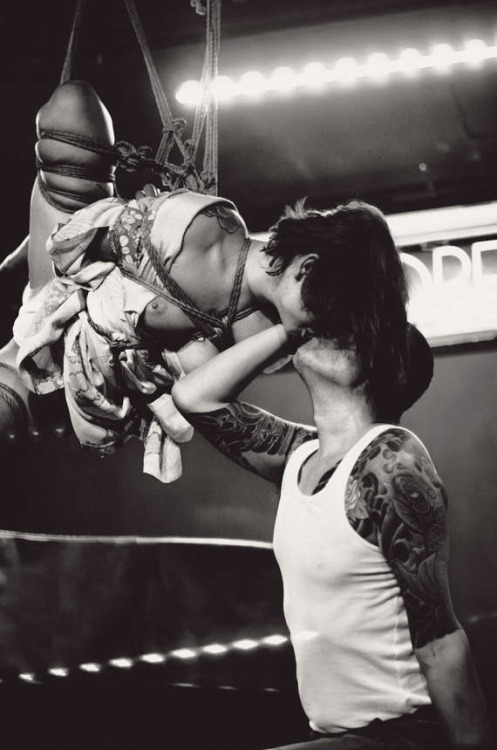 evanovitshelektrixx: Gorgone &lt;3 and  Naka Akira