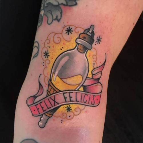 tattoome:  Debora Cherrys   