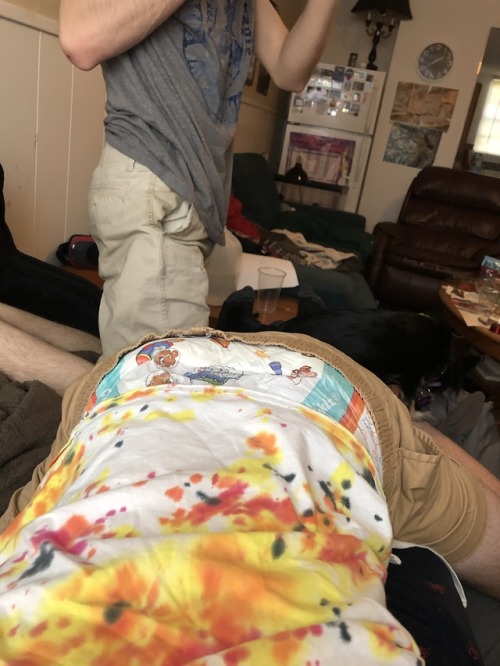 paddedstudent:@littlesunboi seemed rather squishy while cuddling @wettingguy94 and I. I asked to che