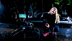killianhjones:  captain swan per episode2x12 | In the Name of the Brother + deleted
