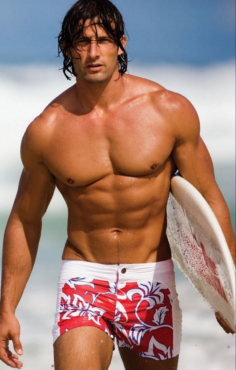 maleformandbeauty:  Tim Robards 