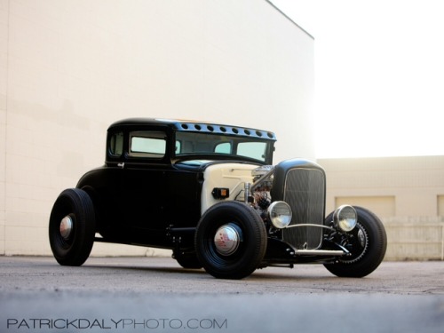 girls-n-cars:   > > girls-n-cars < <  