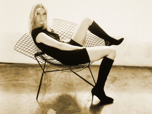 goddesstasha:  Gwyneth in suede bootsGoddess TashaOnly High Heels