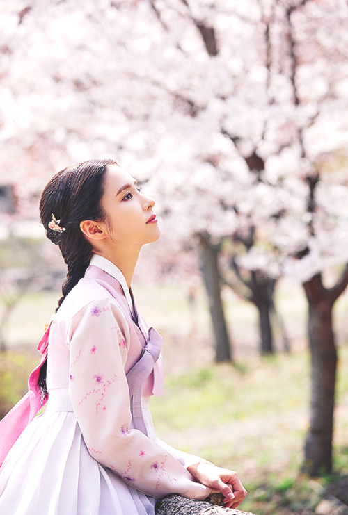 happiness365: Shin Se Kyung for ‘Rookie Historian Goo Hae Ryung’