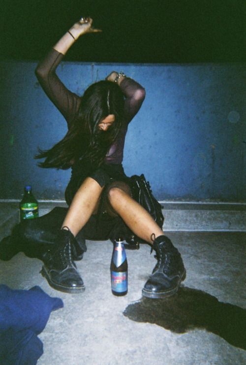 grunge-and-r0ses:  ☠grunge blog☠ celebs then vs now