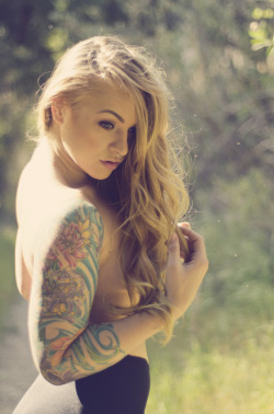 inkedgirls:  Megan Renee (by Dallas “D-Stoke”