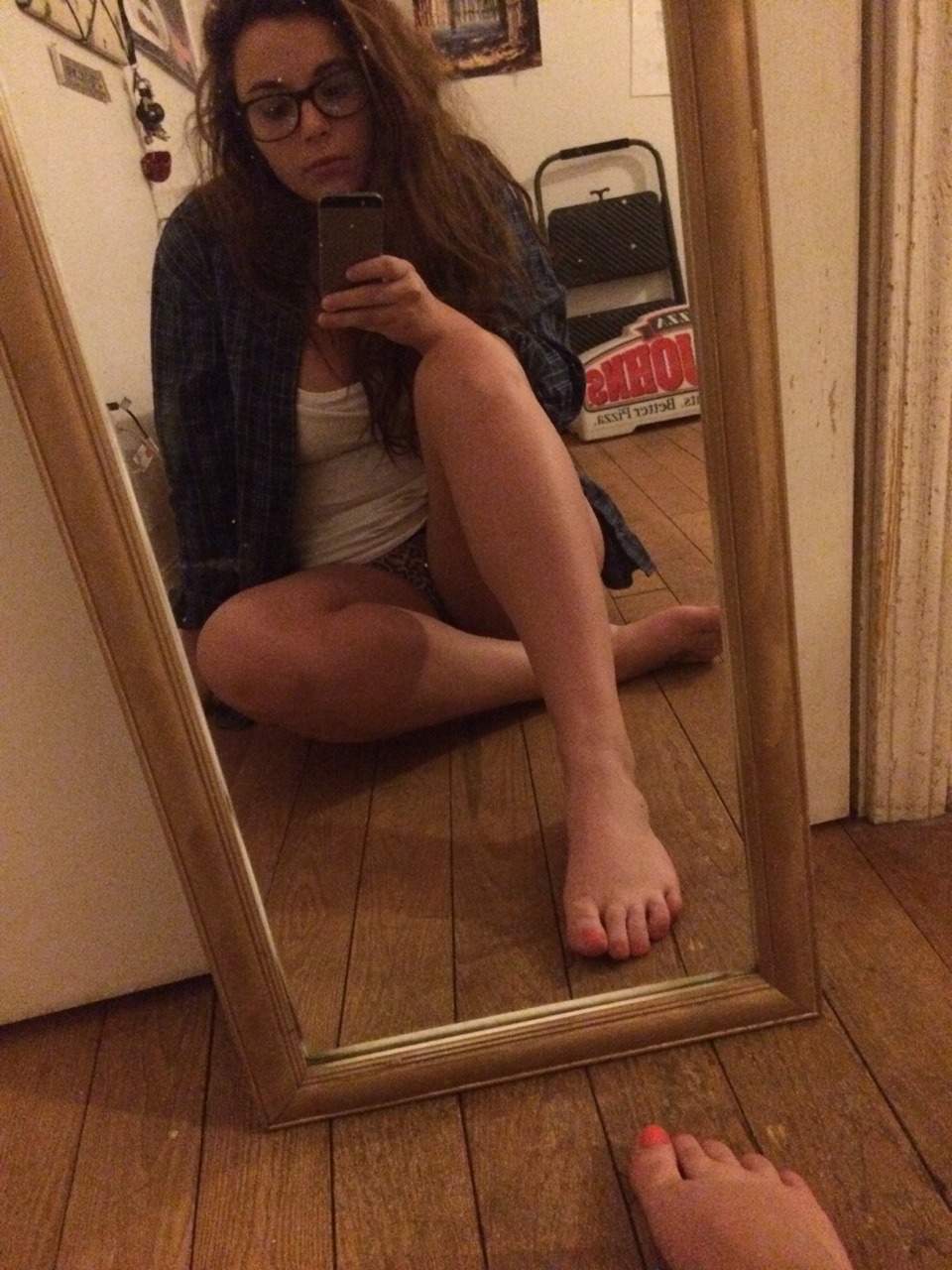 femmeomenal:  someone come play nice with me~