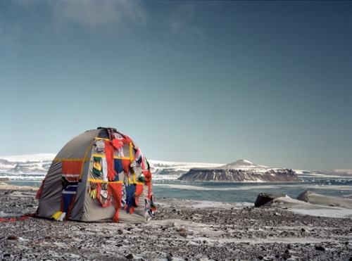 Lucy Orca: Antarctic Village, No Borders, Métisse FlagFrom February to March 2007, travelling from B