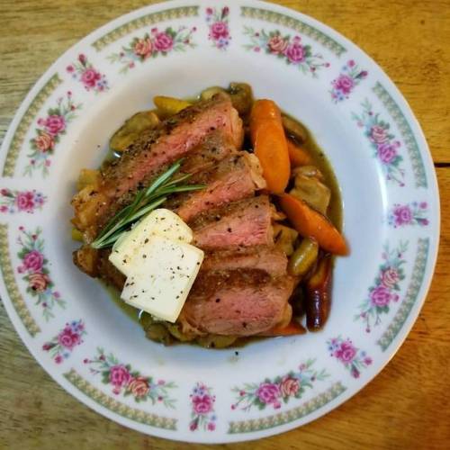 #HurricaneIrma Is Not Gonna Stop Us! #sousvide #ribeyesteak #cookingbyfred #homecooking