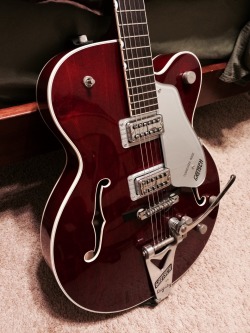 kman105:  Gretsch love.