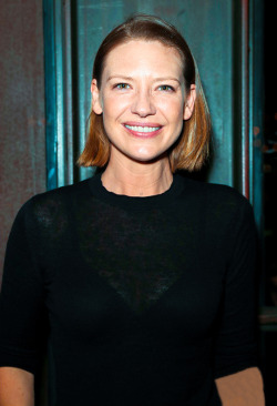 celoewe:  Anna Torv in LA for The Shelter