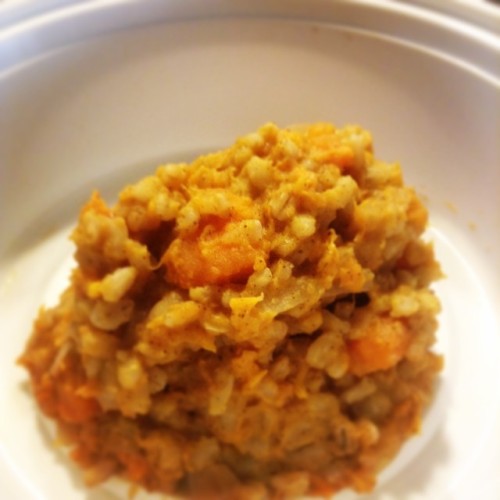 browngirlblues:  Next level: sweet potato barley risotto #vegan #vegansofig #healthyfood #fancy #recipe  This would be great with pumpkin. Topped with micro greens if you are bougie like meRecipe comin soon