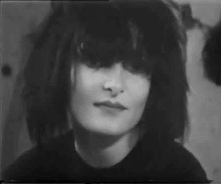 gorgonetta: [Animated gif of Siouxsie, snarling]